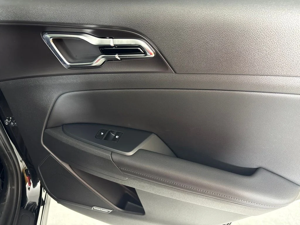 New 2027  Kia SX-Prestige image 18