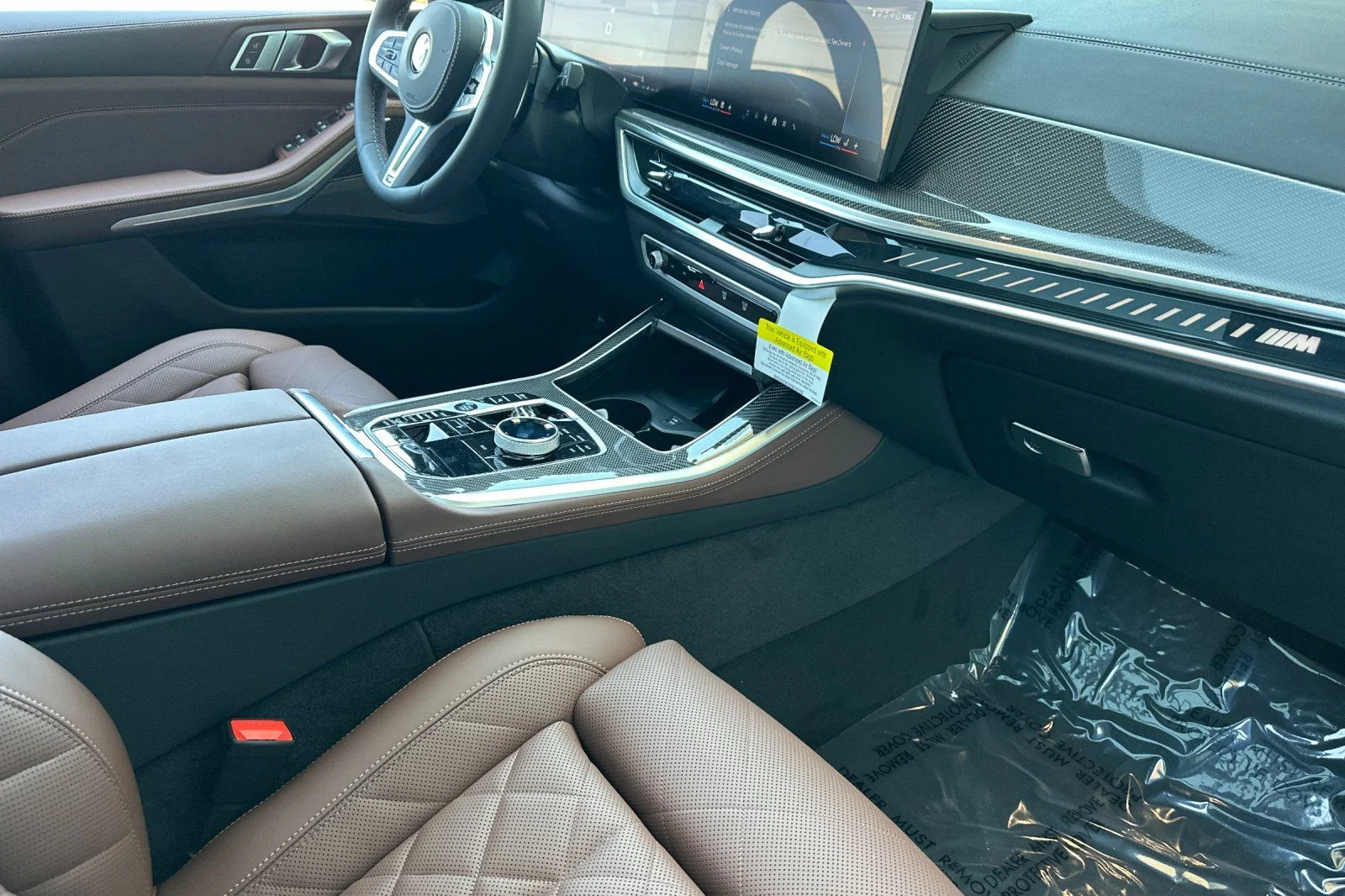 New 2026 Manhattan Green Metallic BMW M60i image 13