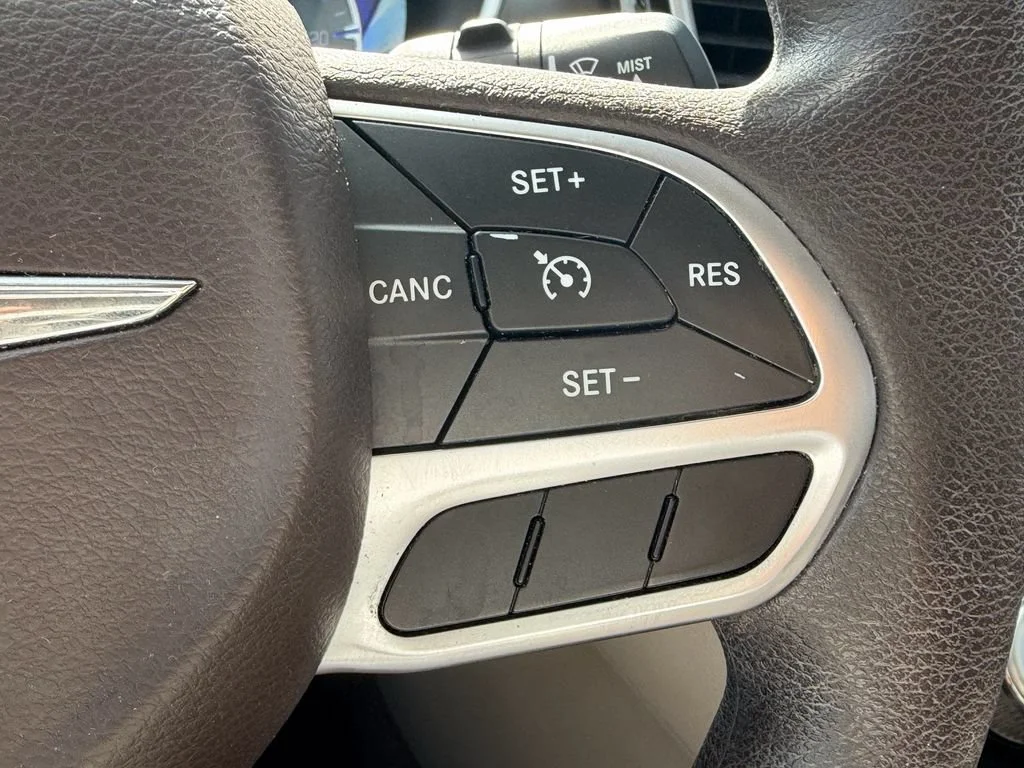 2017 Chrysler Pacifica Touring - Photo 29