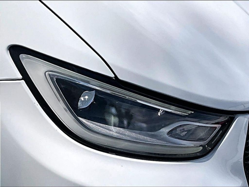 Used 2021 White Chrysler Touring L image 31