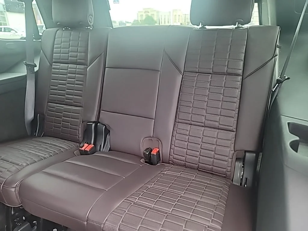 Used 2024 Silver Cadillac Sport Platinum image 12
