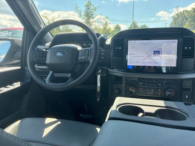 New 2026 Oxford White Ford XL image 21