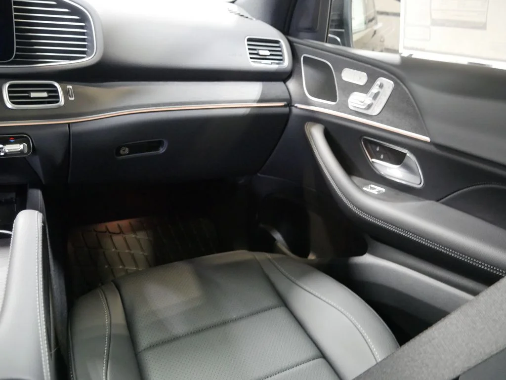 Used 2026 Black Mercedes-Benz GLE 350 image 25