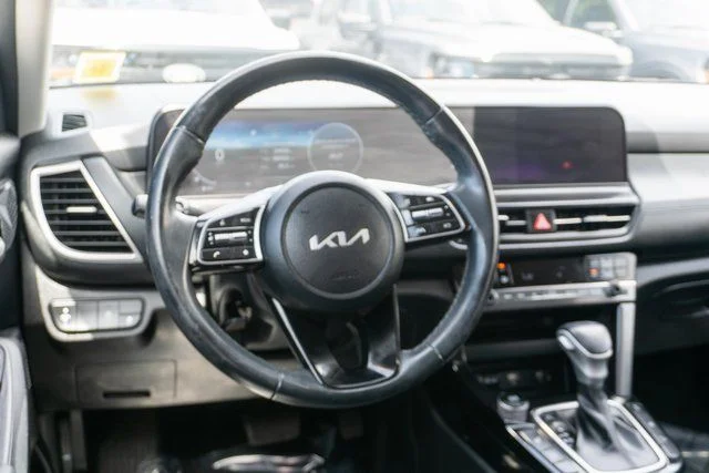 Used 2024 Blue Kia EX image 14