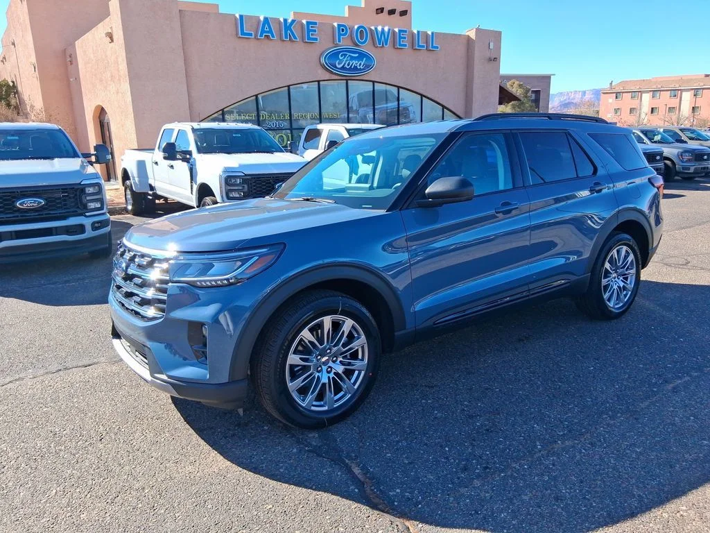 2026 Ford Explorer Active 4WD's photo