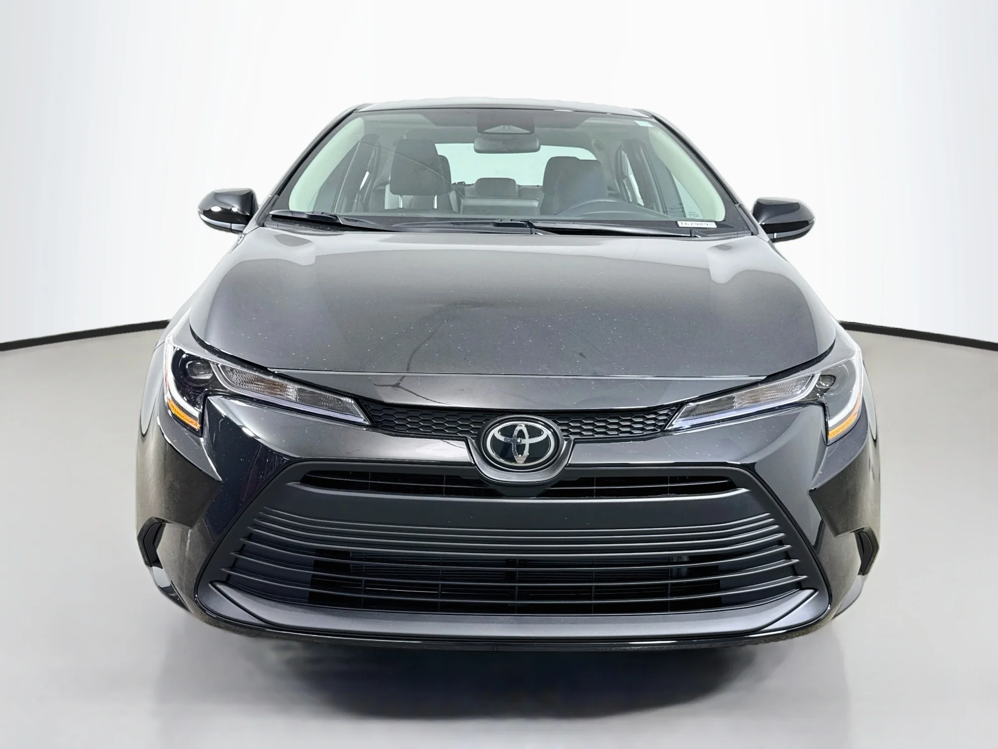 New 2027 Inked Toyota LE image 2