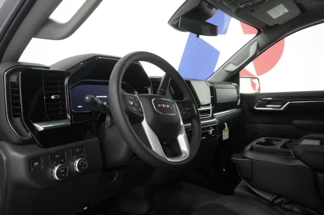 2026 GMC Sierra 1500 SLE - Photo 21