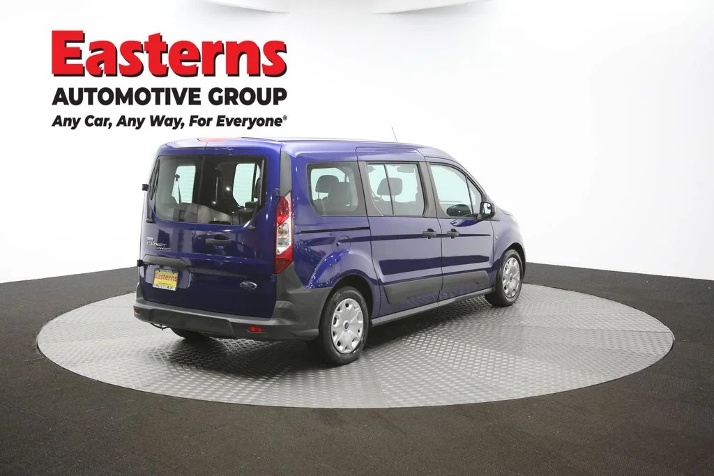 Used 2017 Blue Ford XL image 36