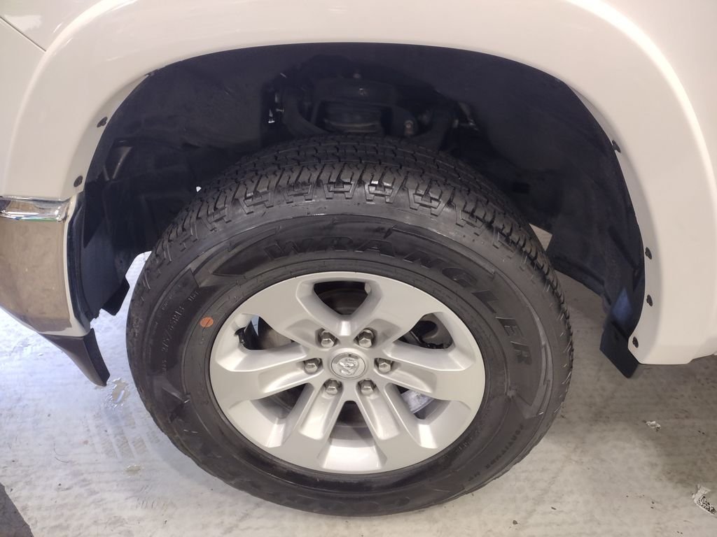 Used 2022 Bright White Clearcoat Ram Laramie image 7