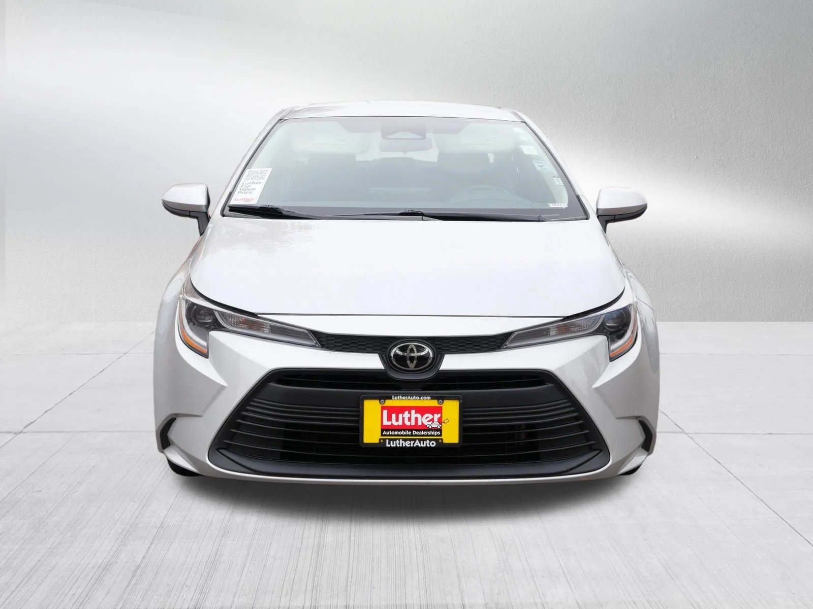 Used 2024 Toyota Corolla LE with VIN 5YFB4MDE1RP139924 for sale in Brooklyn Park, Minnesota