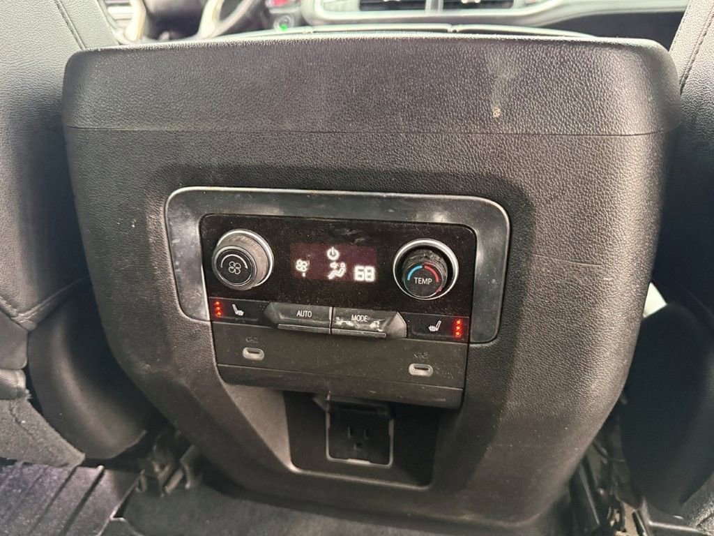 Used 2021 SUMMIT WHITE Chevrolet Z71 image 25