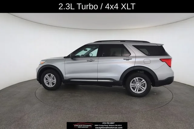 Used 2024 Silver Ford XLT image 8