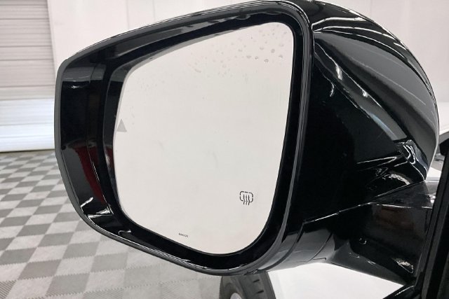 Used 2022 Bright White Clearcoat Jeep Limited image 41