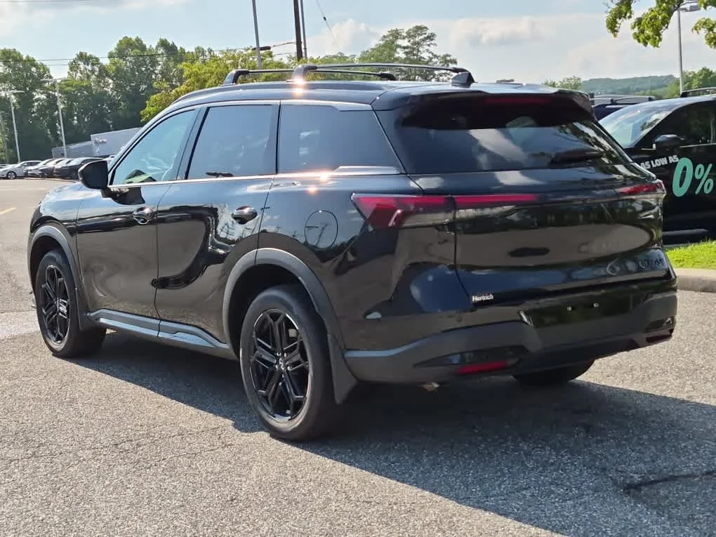 New 2027 MINERAL BLACK INFINITI Sport AWD image 4