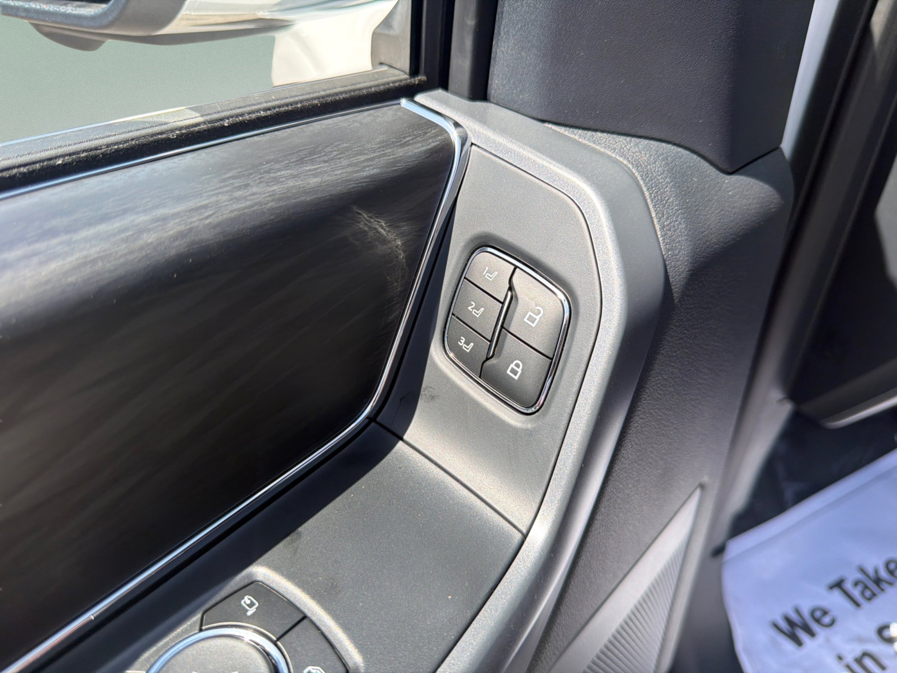 New 2026 Star White Metallic Tri-Coat Ford Lariat® image 17