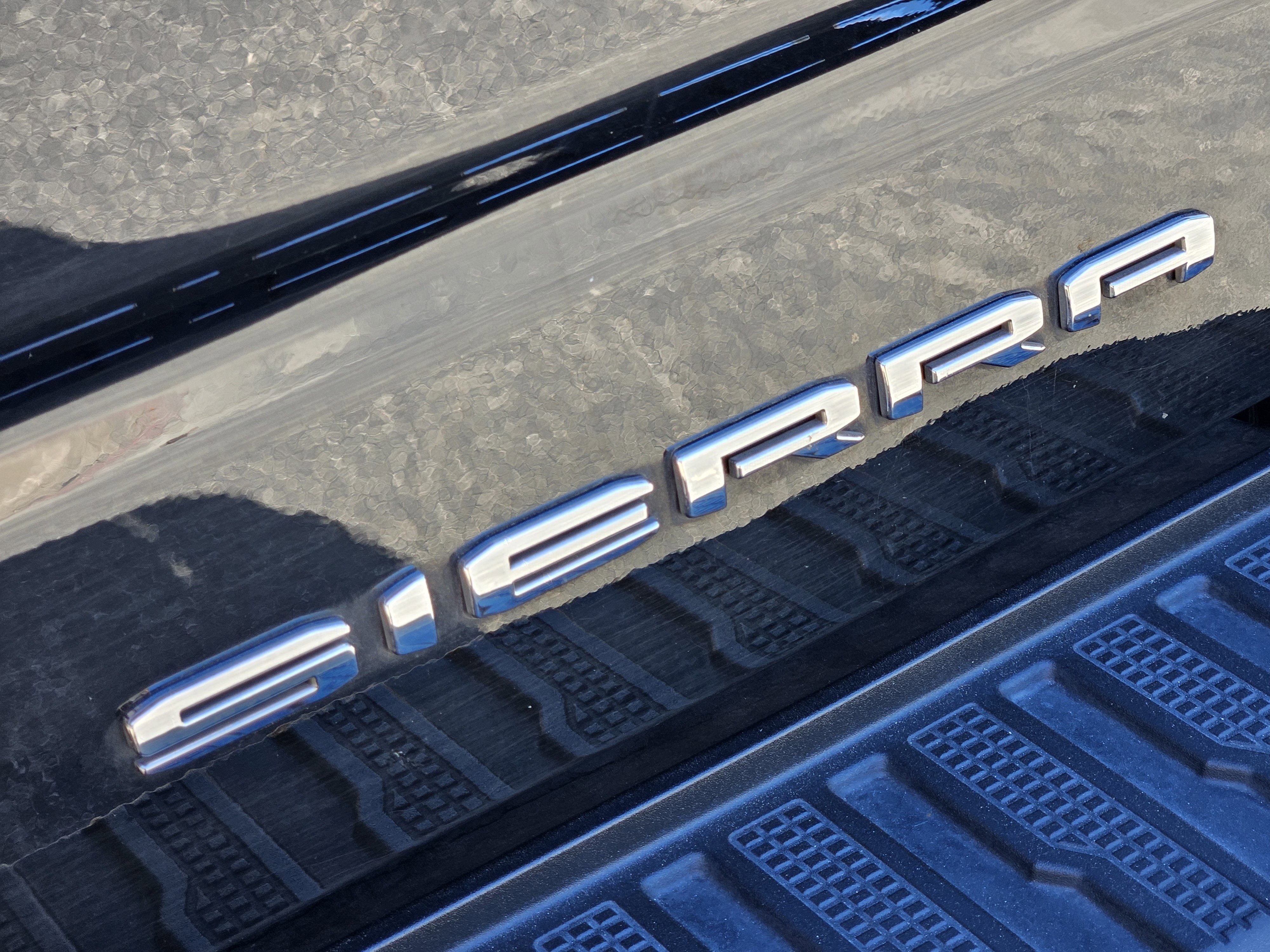 Used 2023 Onyx Black GMC Denali image 13