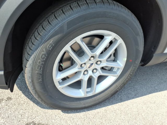 New 2027 Avalanche Gray Ford Active image 5