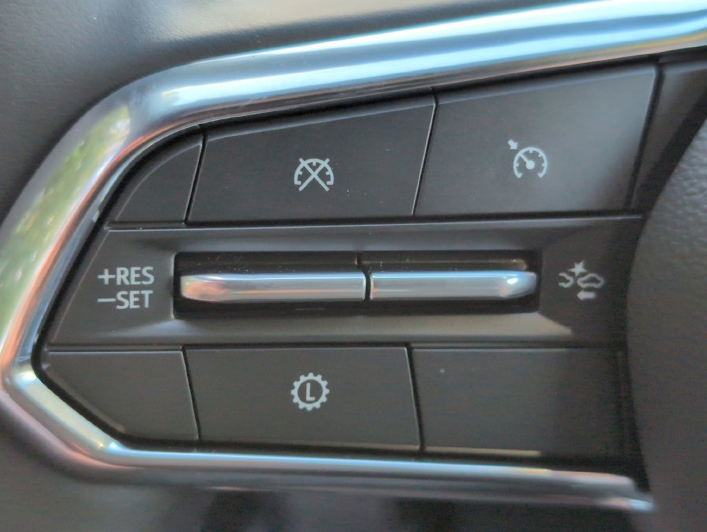 2027 Chevrolet Equinox LT - Photo 19