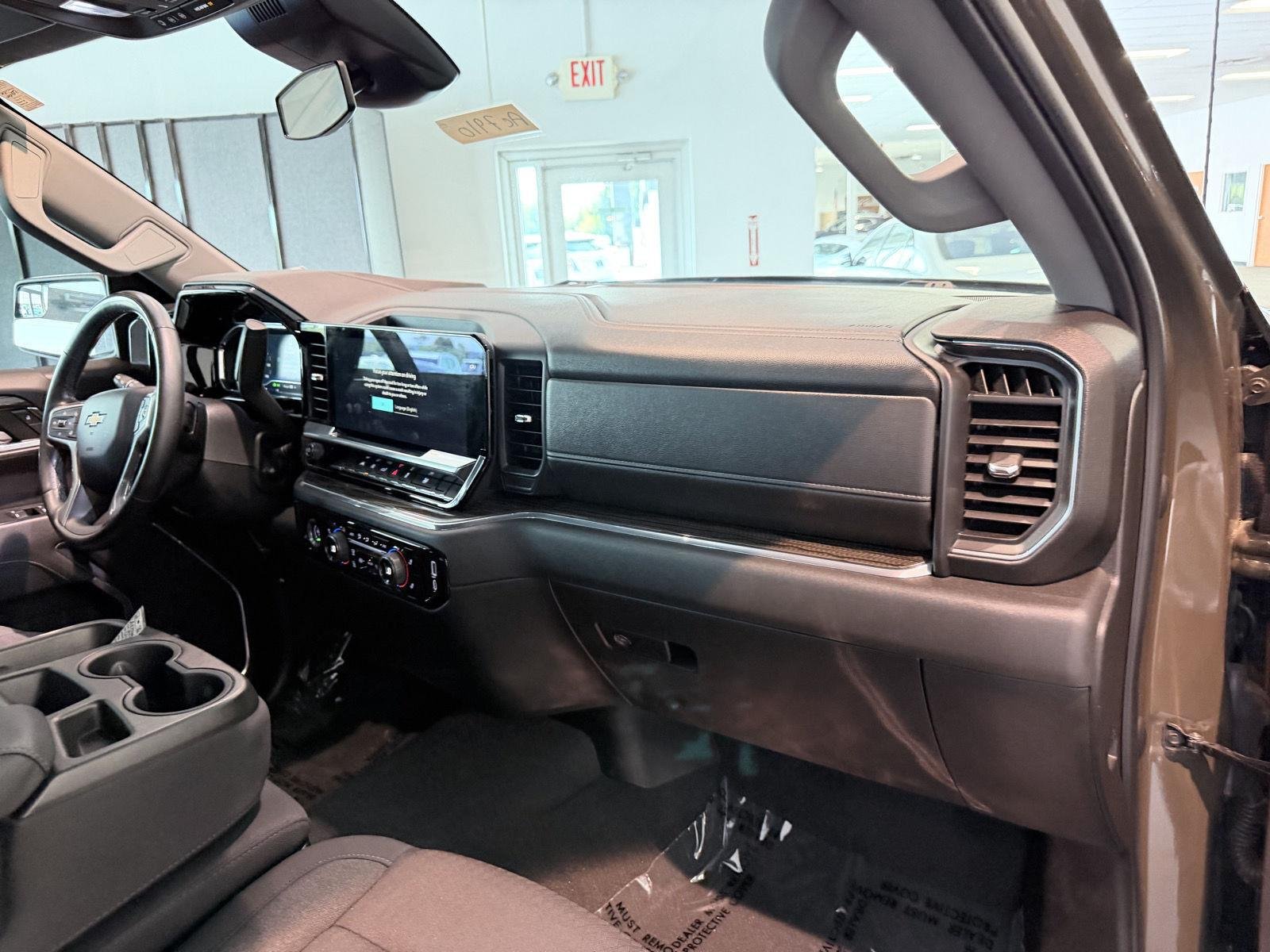 Used 2023 HARVEST BRONZE METALLIC Chevrolet LT image 32