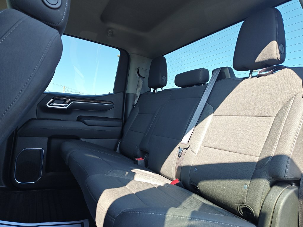 Used 2025 Black Chevrolet LT image 14