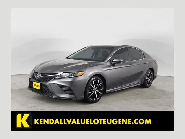 Used 2019 Gray Toyota SE image 1