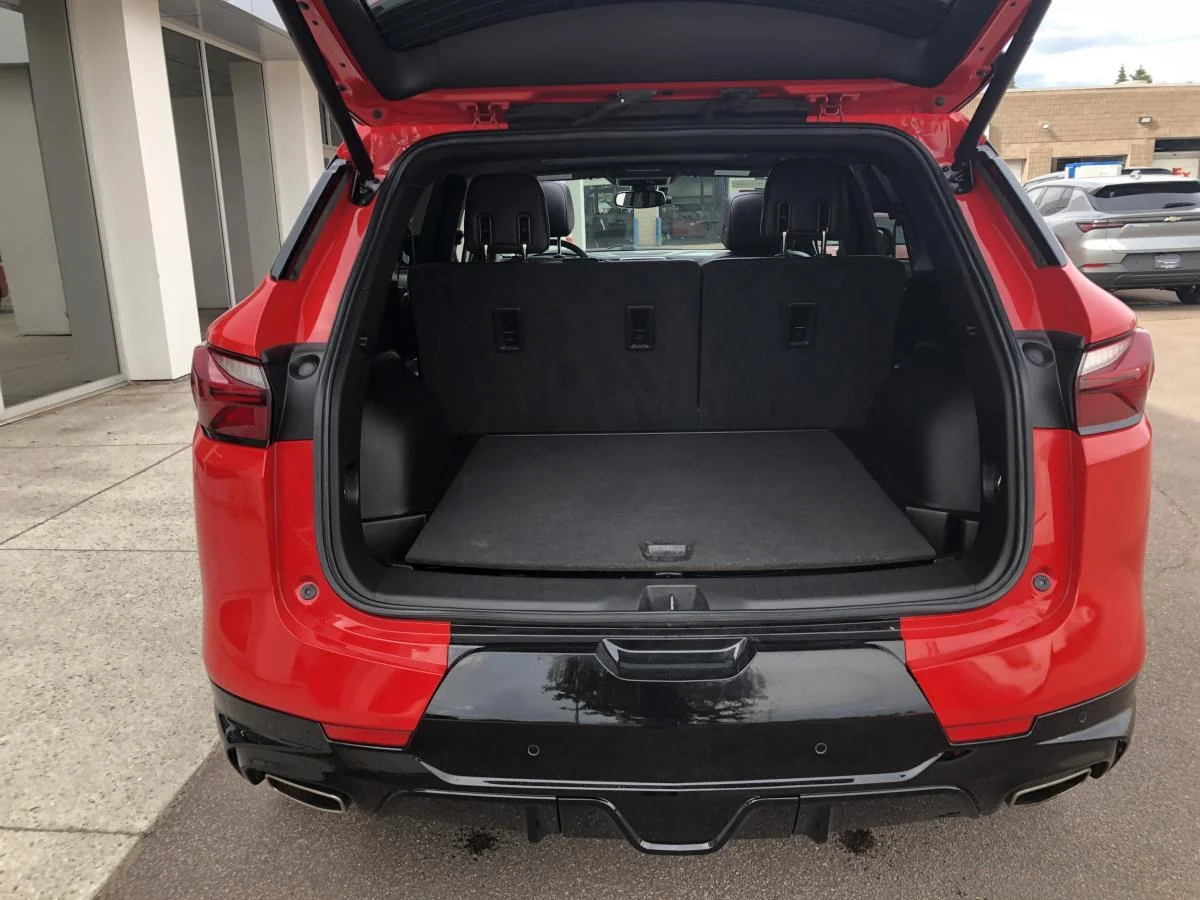 Used 2021 Red Chevrolet AWD 4dr RS image 8