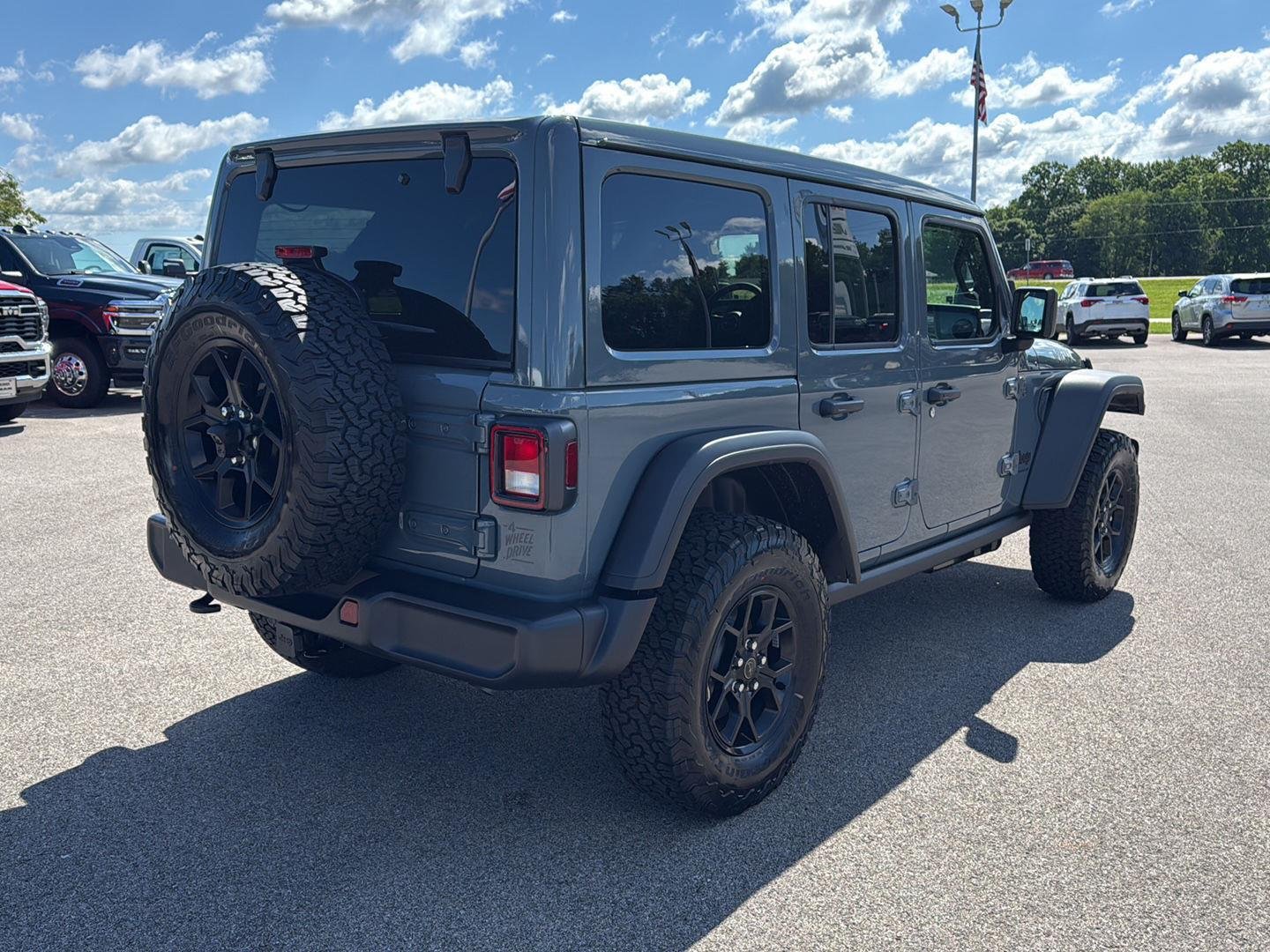 New 2026 Anvil Clear-Coat Exterior Paint Jeep SPORT 4 DOOR 4X4 image 16