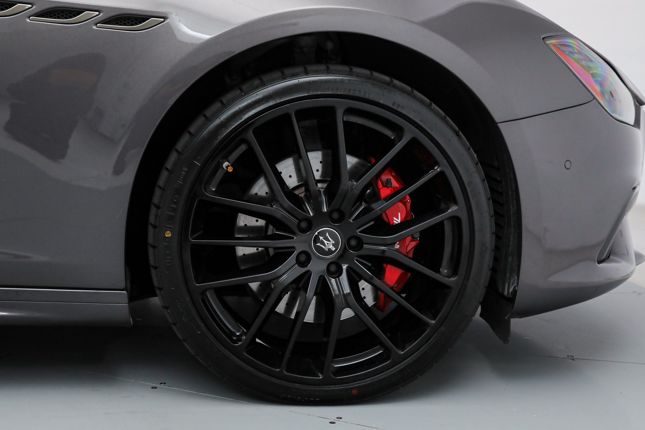 Certified Used 2023 Gray Maserati Modena image 22