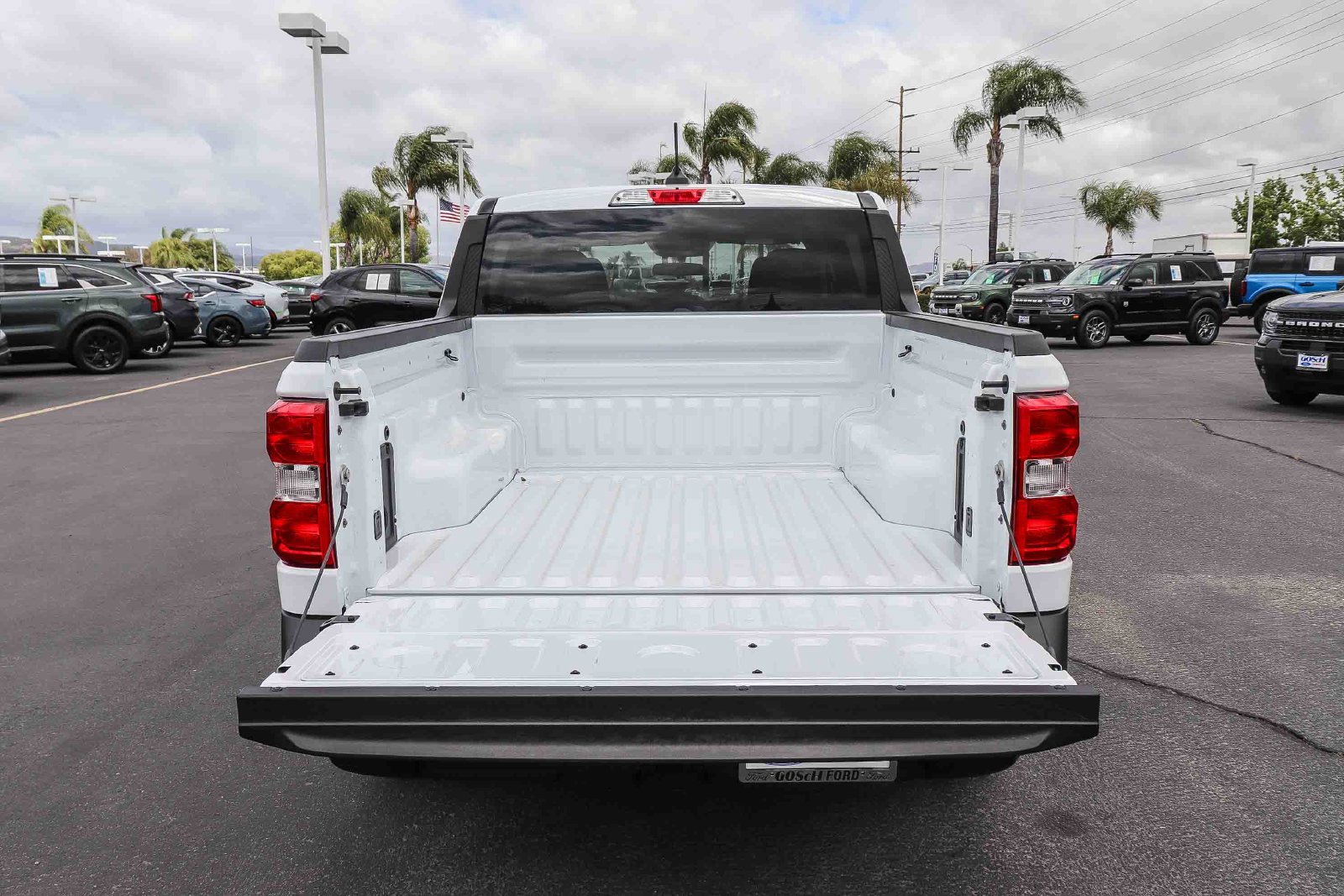 New 2026 Oxford White Ford XL image 28