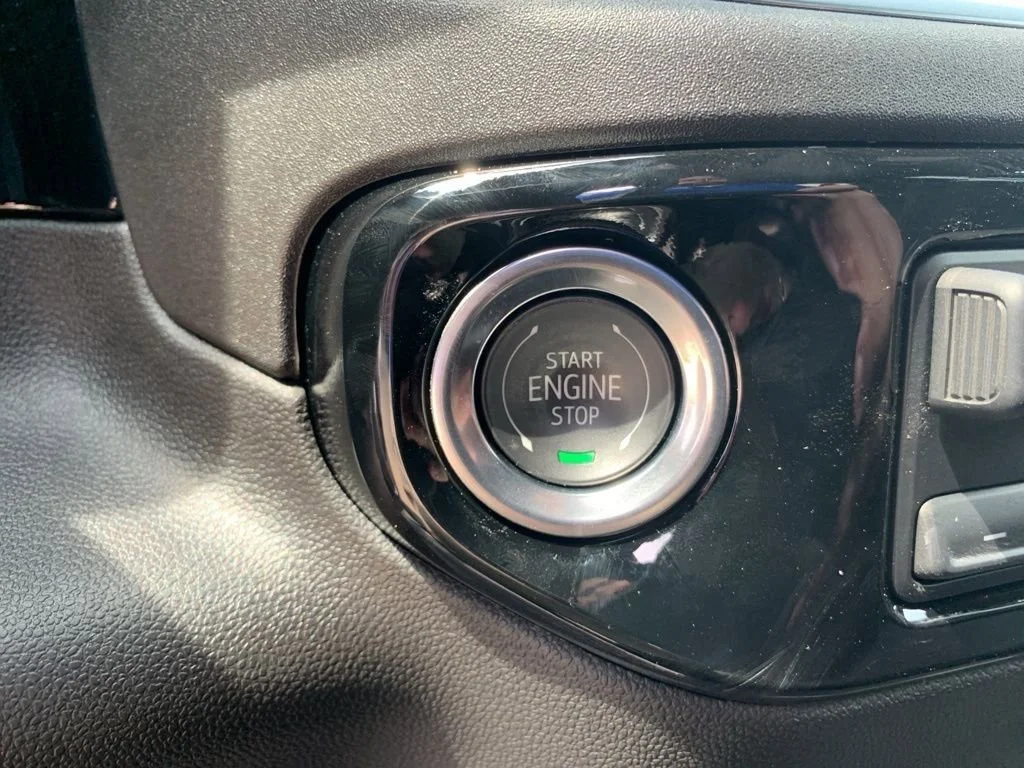 2025 Chevrolet Silverado 1500 LT - Photo 24