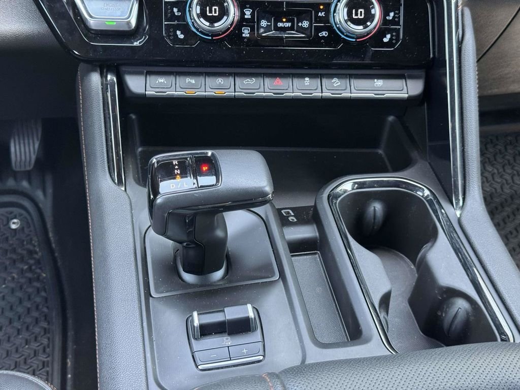 Used 2022 Black GMC AT4 image 8