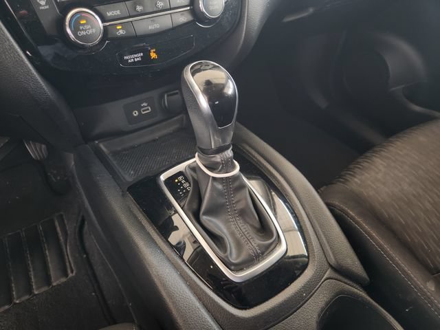 Used 2019 Gray Nissan SV image 18