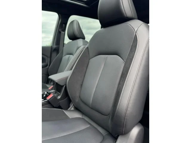 New 2026 CRYSTAL BLACK SILICA Subaru Touring Hybrid image 15