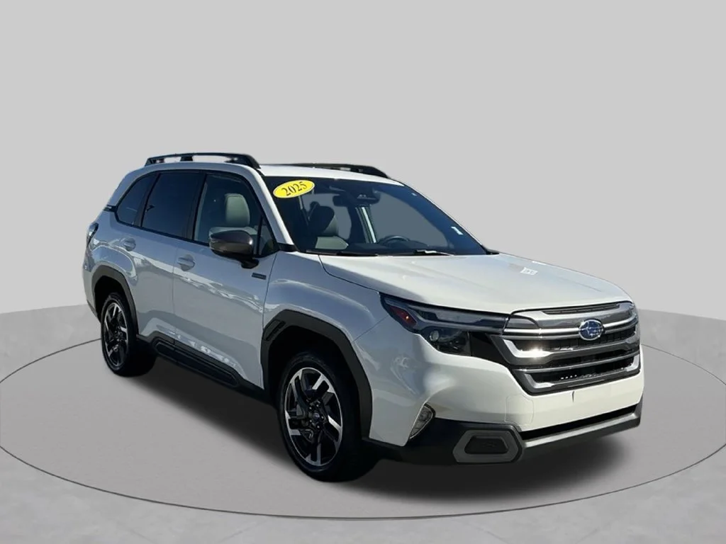 Used 2025 White Subaru Limited image 10