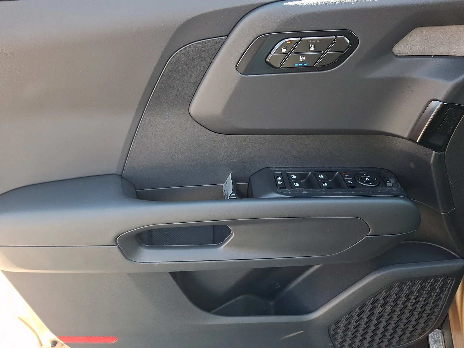 New 2027 Brown Kia X-Line EX image 13