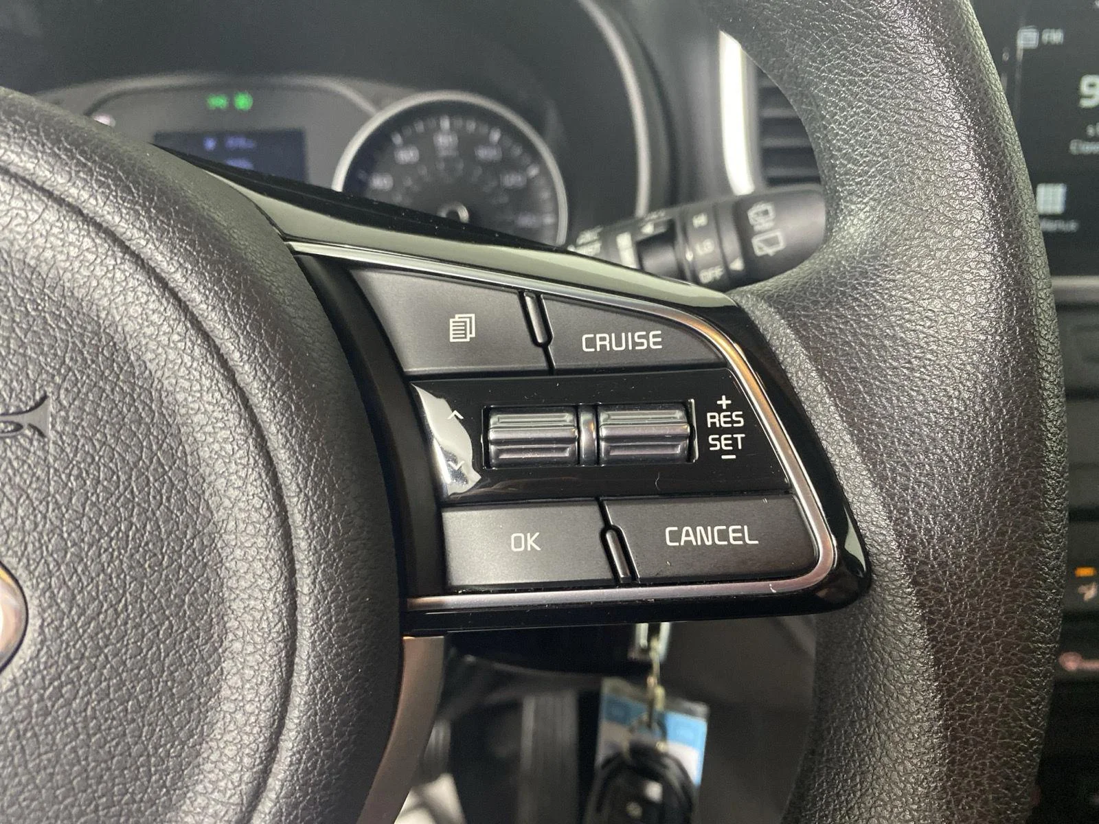Used 2020 Black Cherry Kia LX image 17