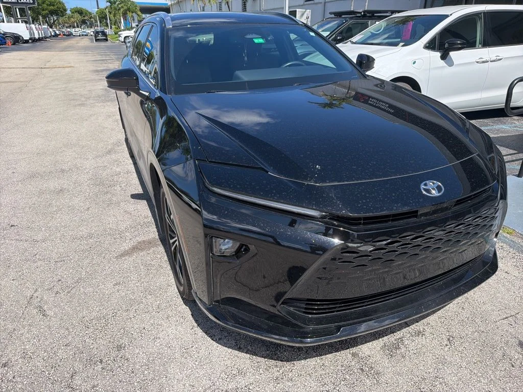Used 2025 Black Toyota XLE image 2