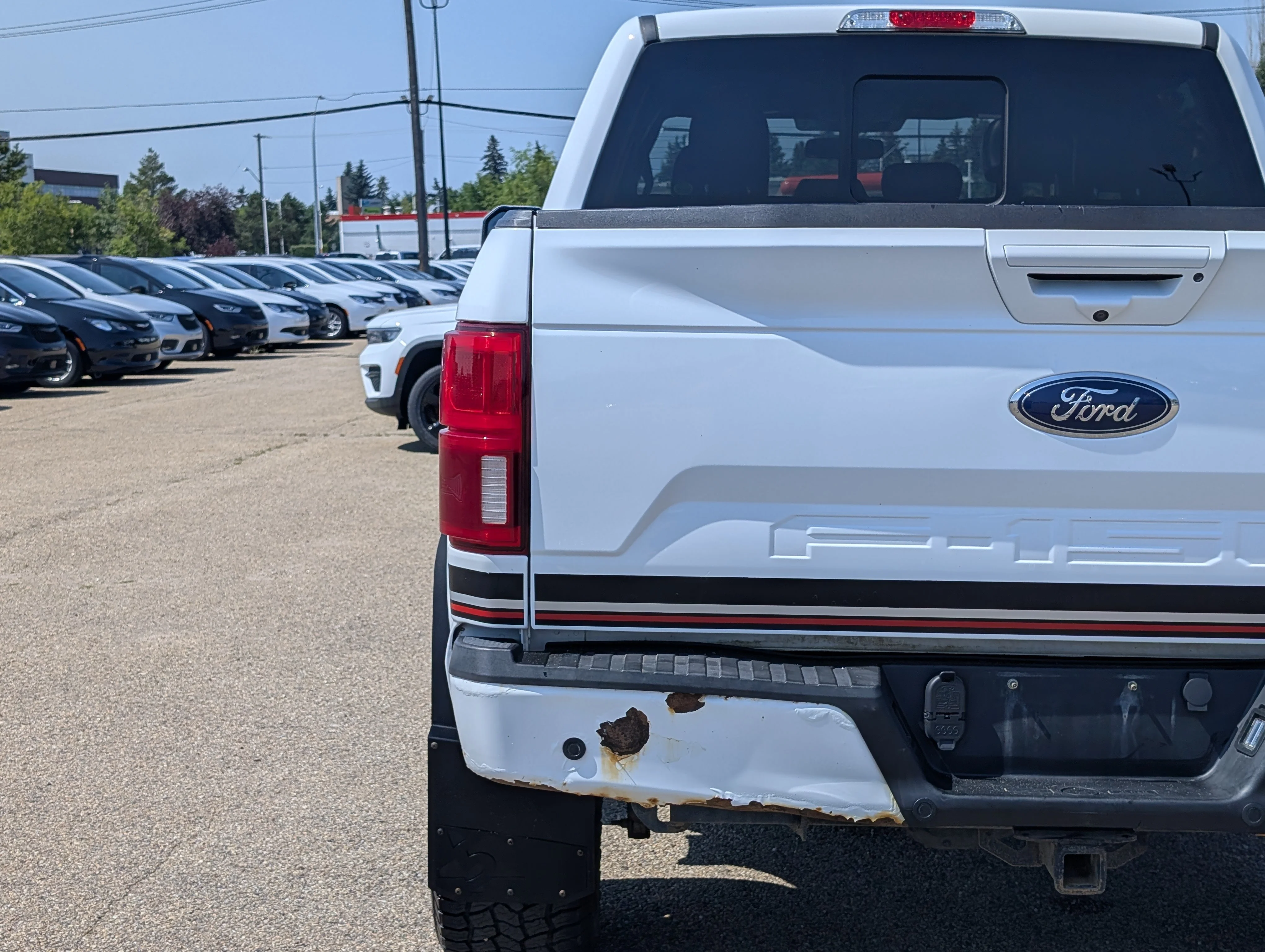 Used 2019 Oxford White Ford XL 4WD SuperCrew 5.5
