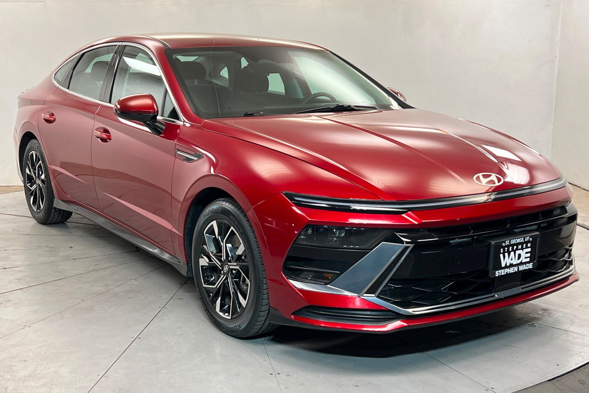 Used 2024 Ultimate red Hyundai SEL image 8