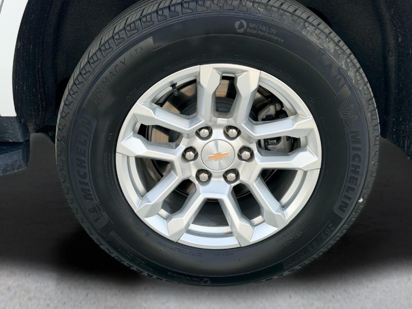 Used 2025 Summit White Chevrolet LT image 14