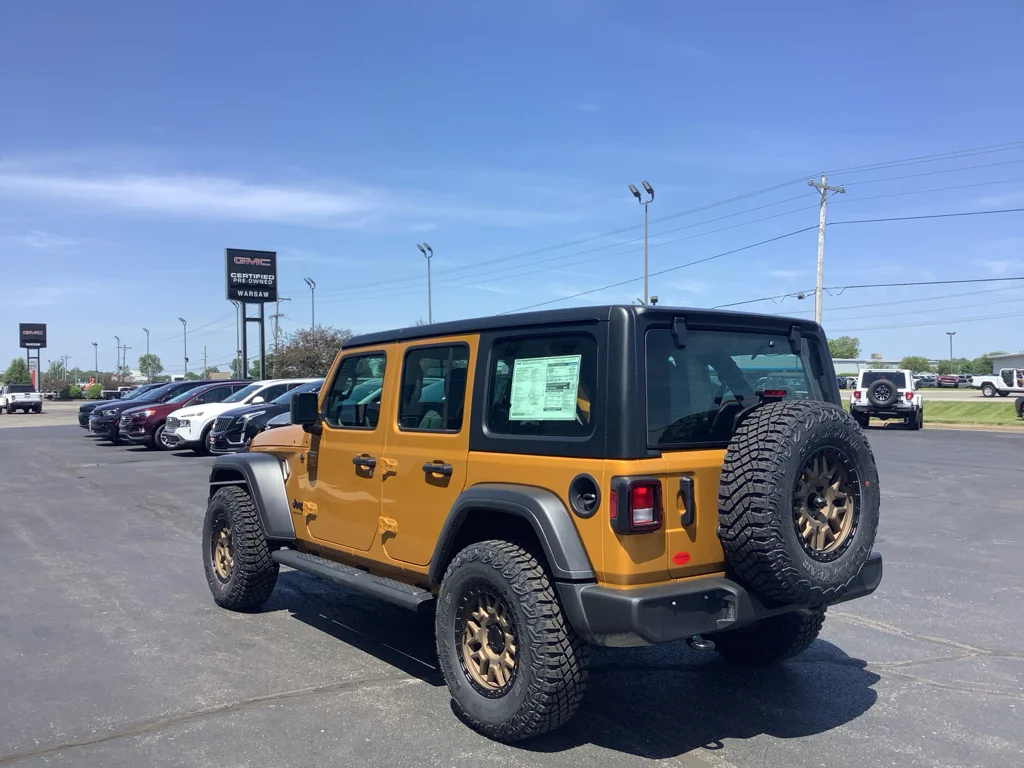 New 2026 Goldilocks Exterior Paint Jeep Sport image 10