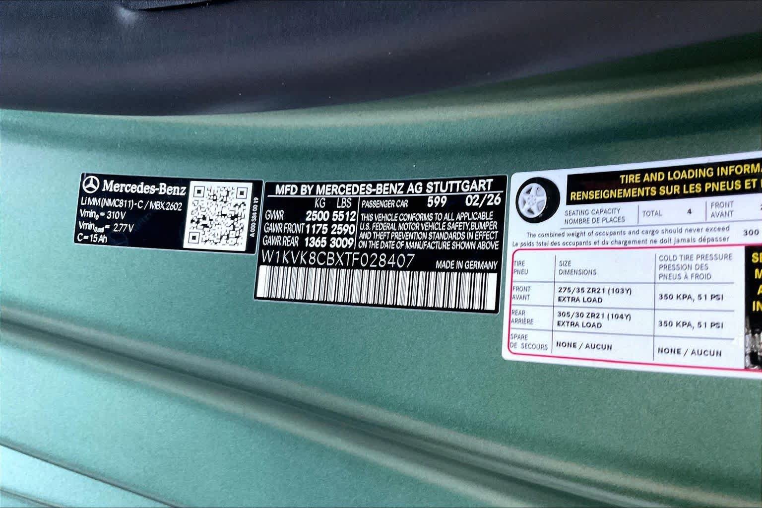 New 2026 MANUFAKTUR exclusive Ireland mid green magno Mercedes-Benz AMG® SL 63 S E Performance Roadster image 12