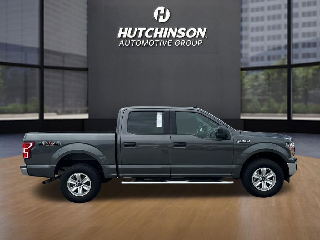 Used 2020  Ford XL image 8