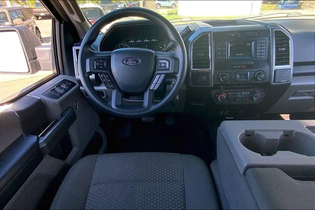Used 2015 Oxford White Ford XLT image 5