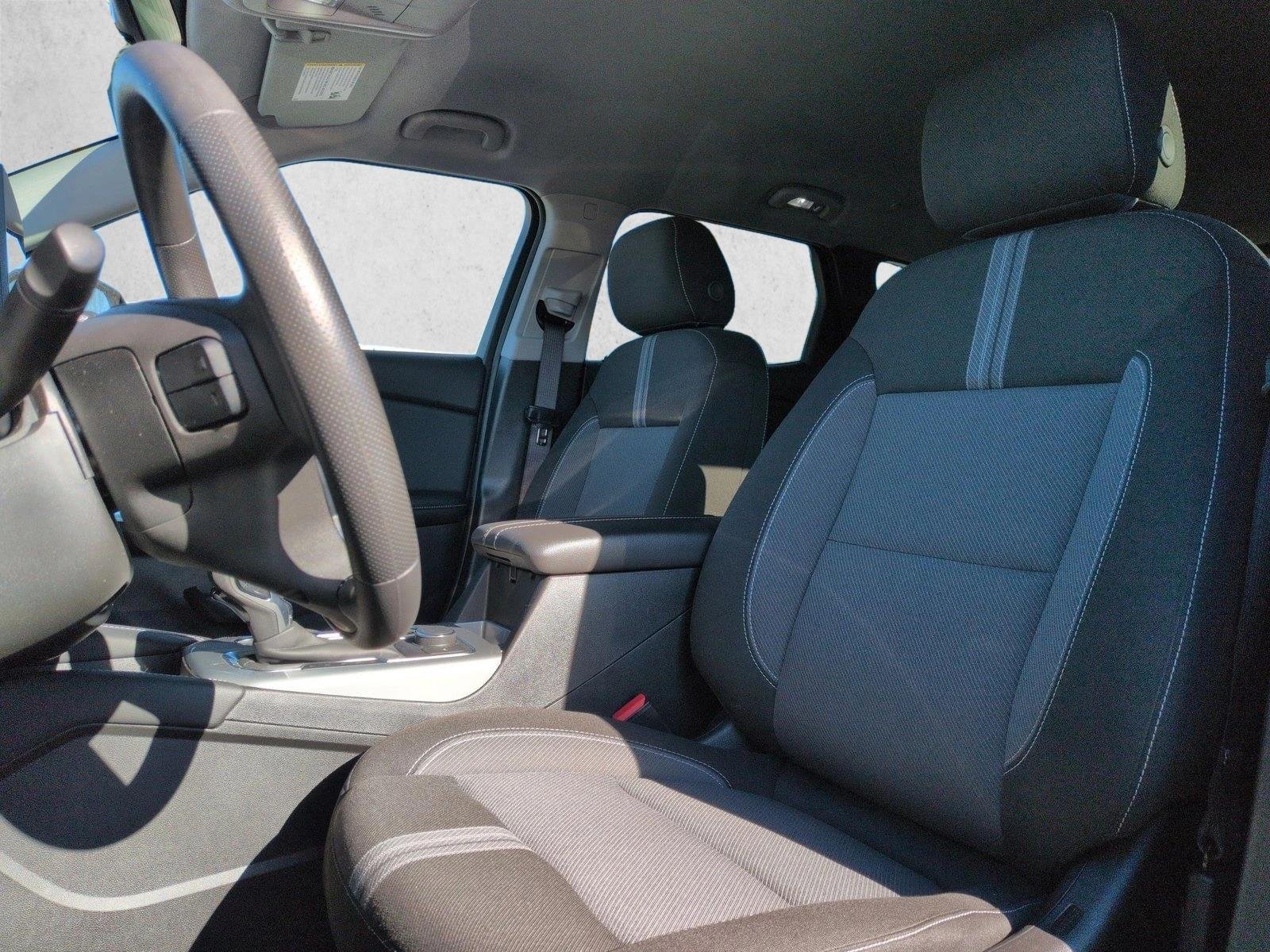 Used 2025 Summit White Chevrolet LT image 15