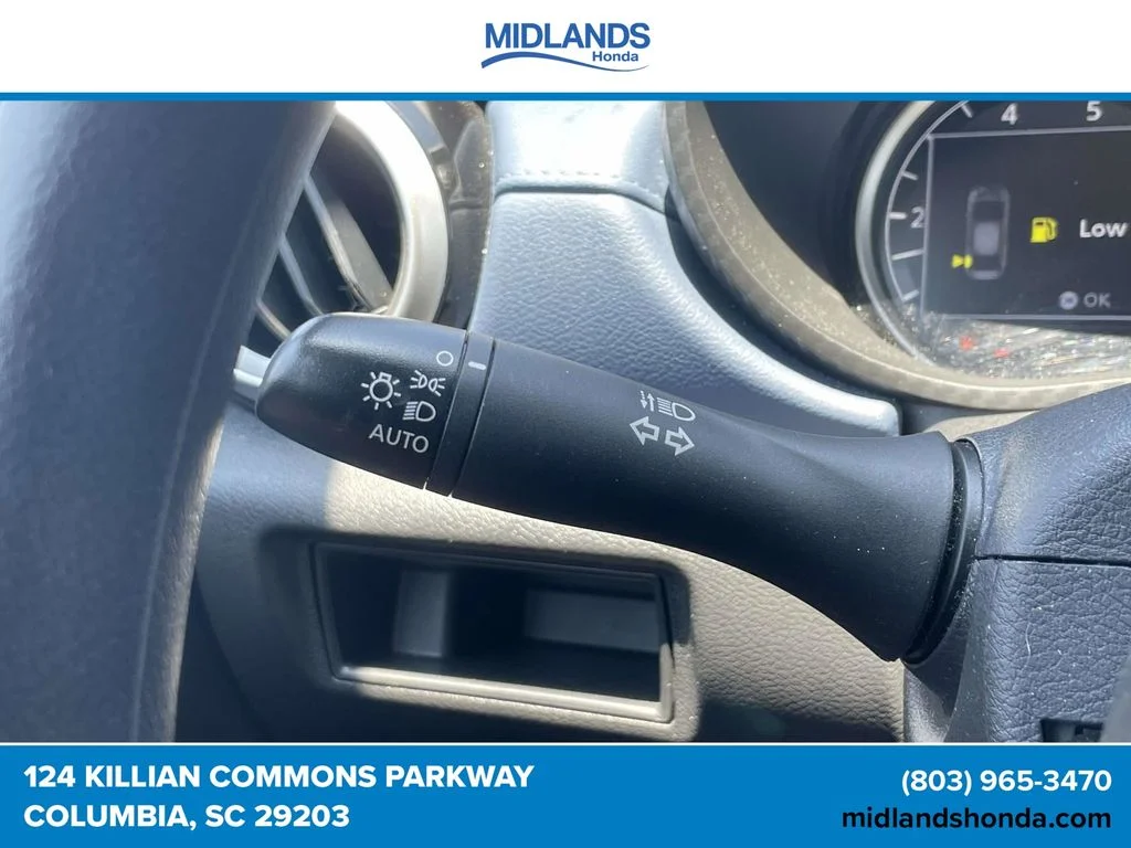 2025 Nissan Versa Sedan SV - Photo 23