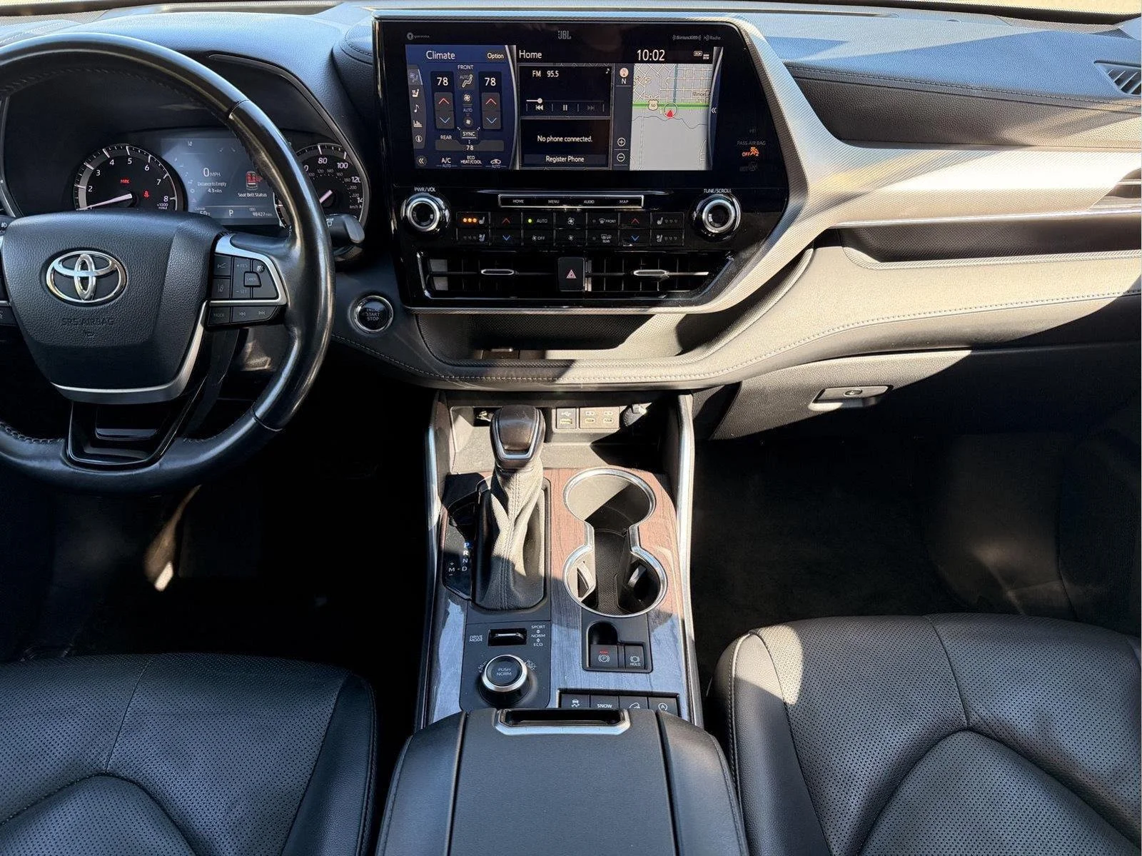 Used 2022 Celestial Silver Metallic Toyota Platinum image 17