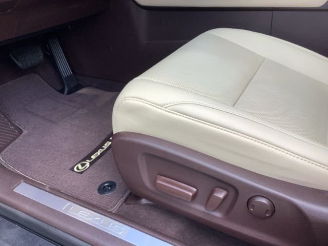 Used 2020 Silver Lexus 350 image 17