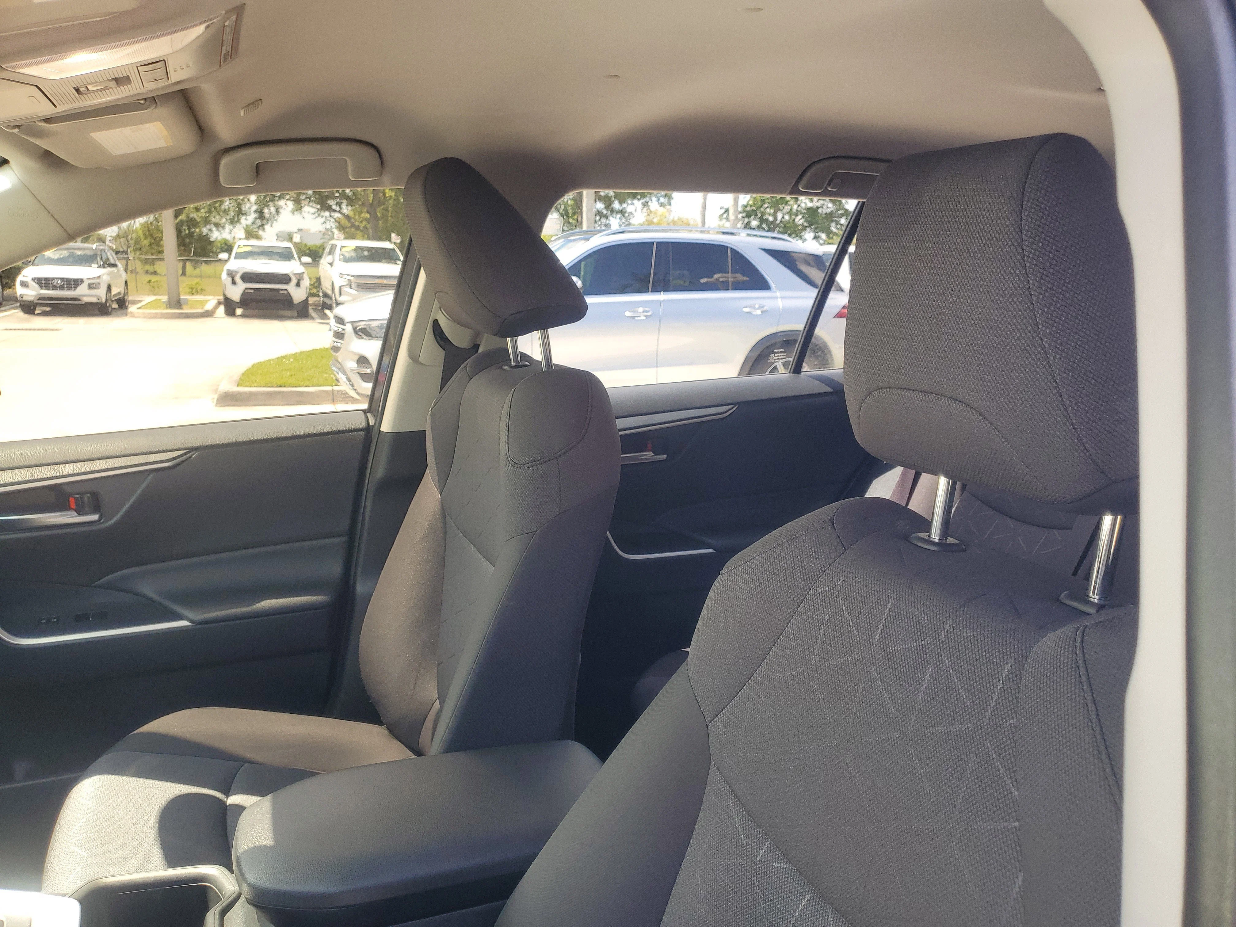 Certified Used 2025 Magnetic Gray Metallic/Midnight Black Metallic Toyota Hybrid XLE image 17