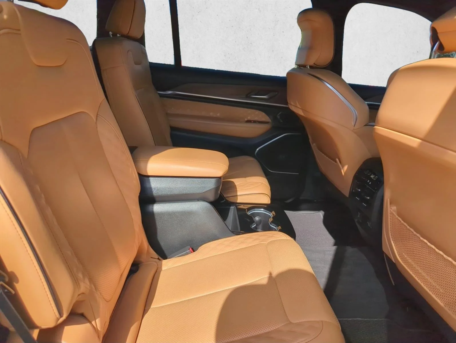 Used 2025 Bright White Clearcoat Jeep Summit image 18